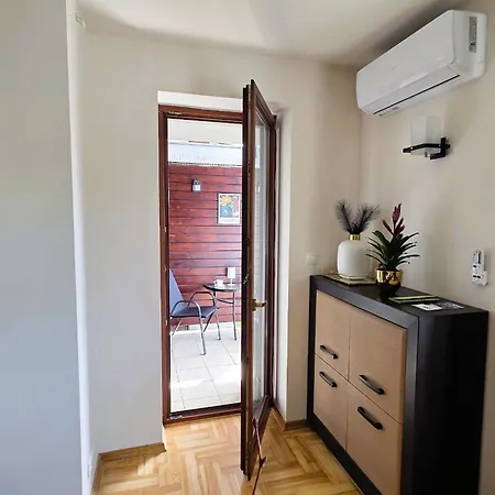 Gold Blisko Wawelu Z Darmowym Parkingiem Apartamento Cracovia